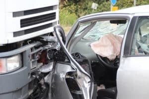 Assistenza legale incidenti camion tir